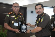KEJAKSAAN NEGERI PALU MERAIH 3 PENGHARGAAN