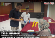 Seluruh Pegawai Di Lingkungan Kejaksaan Negeri Palu Melakukan Tes Urine